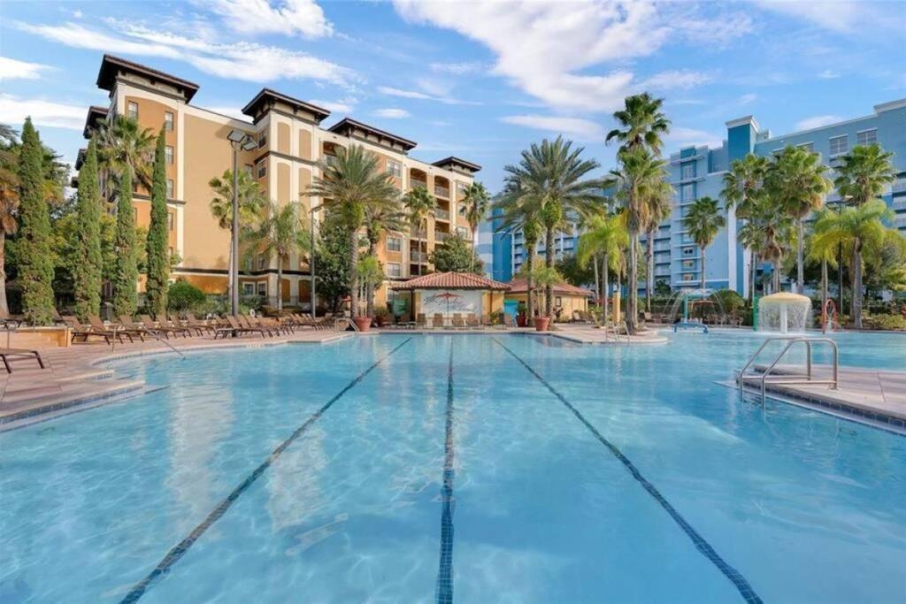 Designer Corner 3br/2ba - Disney, Universal, Convention Center & Seaworld Apartamento