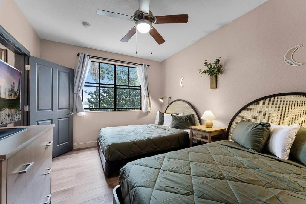 Apartamento Designer Corner 3br/2ba - Disney, Universal, Convention Center & Seaworld *
